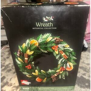 LEGO Icons Wreath Botanical Collection Building Set (NWT)